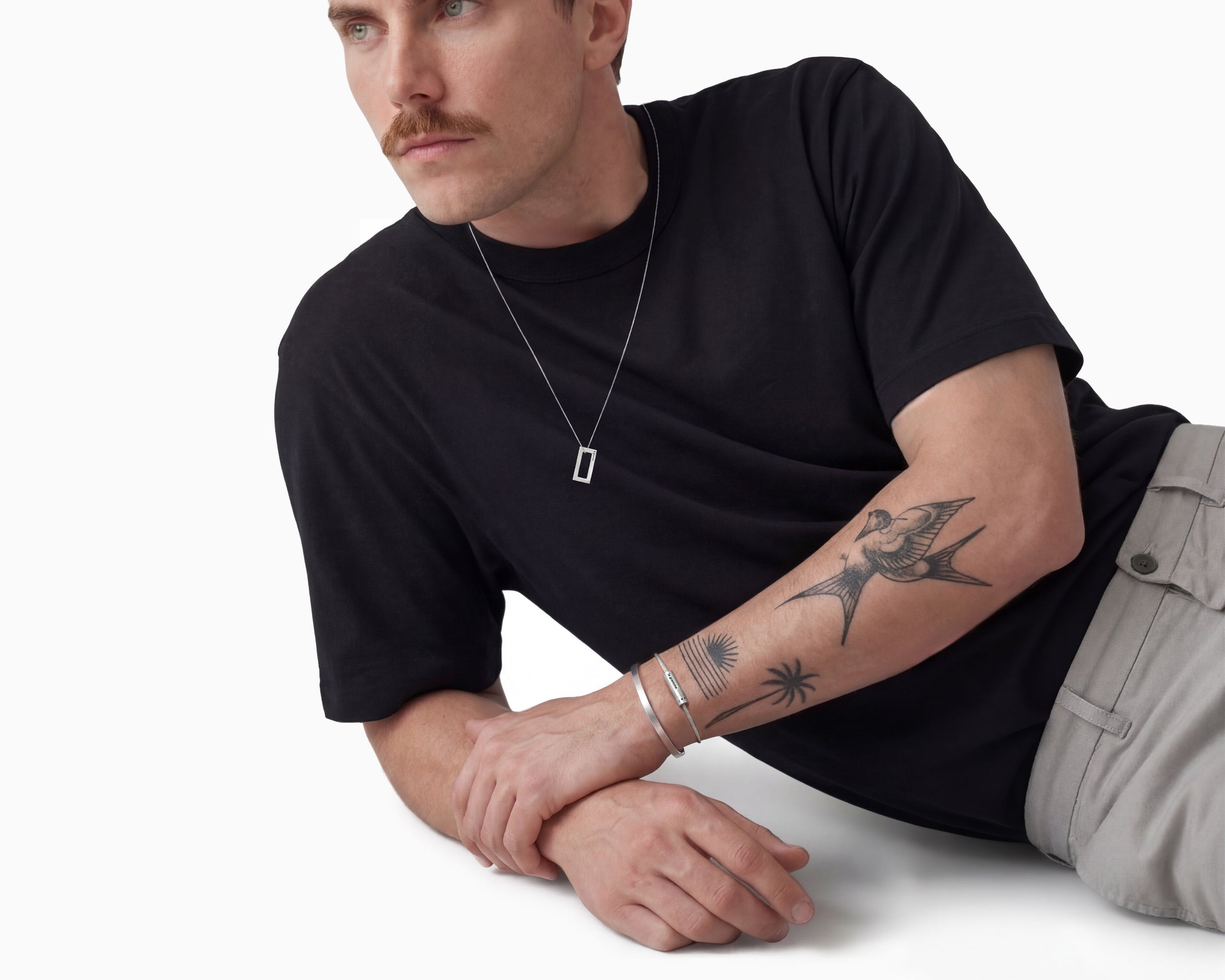 rectangle necklace 3.4g
