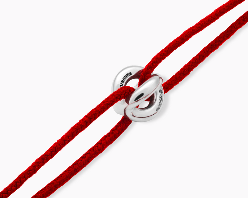 red interlaced cord bracelet le 1g