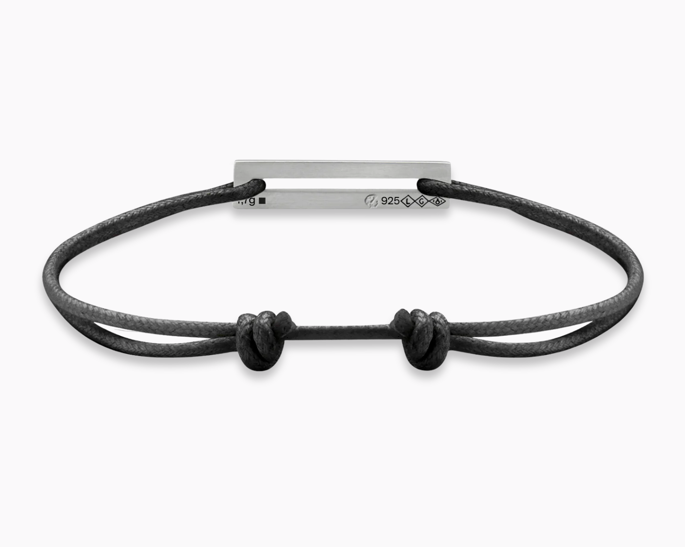 perforated black cord bracelet le 1.7g
