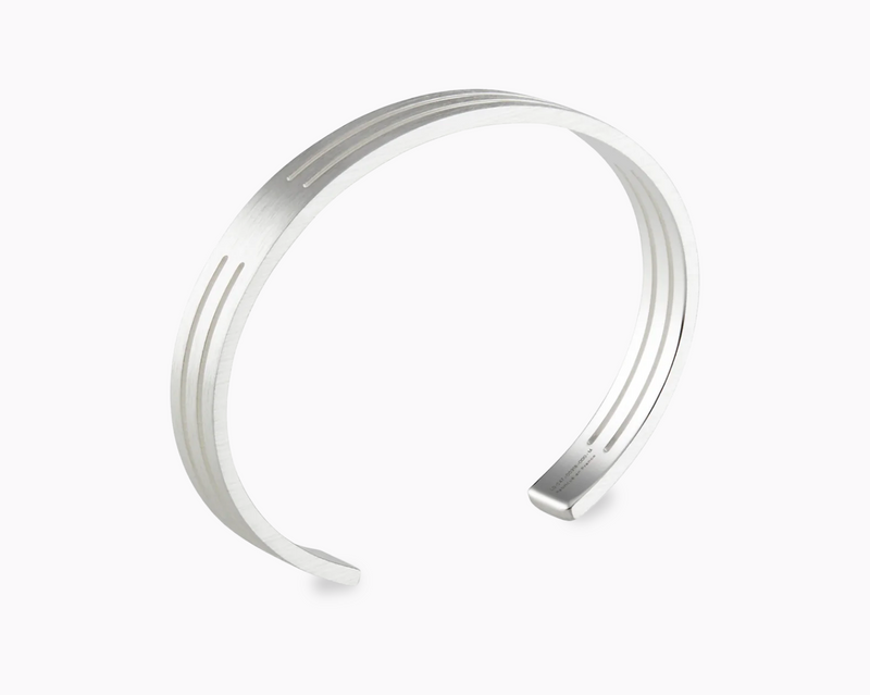 bracelet ruban perforé le 19g