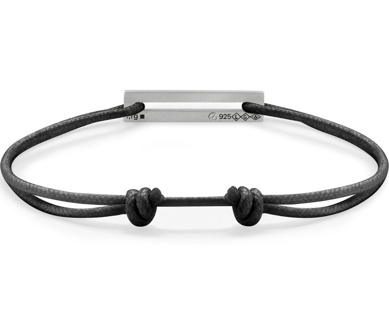 perforated black cord bracelet le 1.7g
